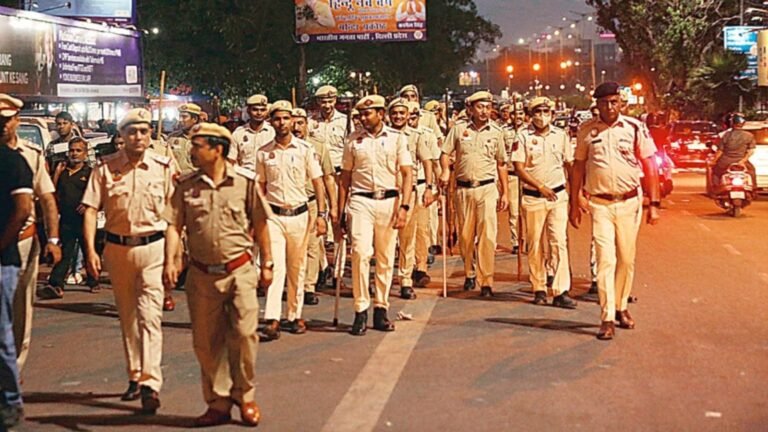 Bihar Revenue Officers End Strike After Govt Restores DCLR Post